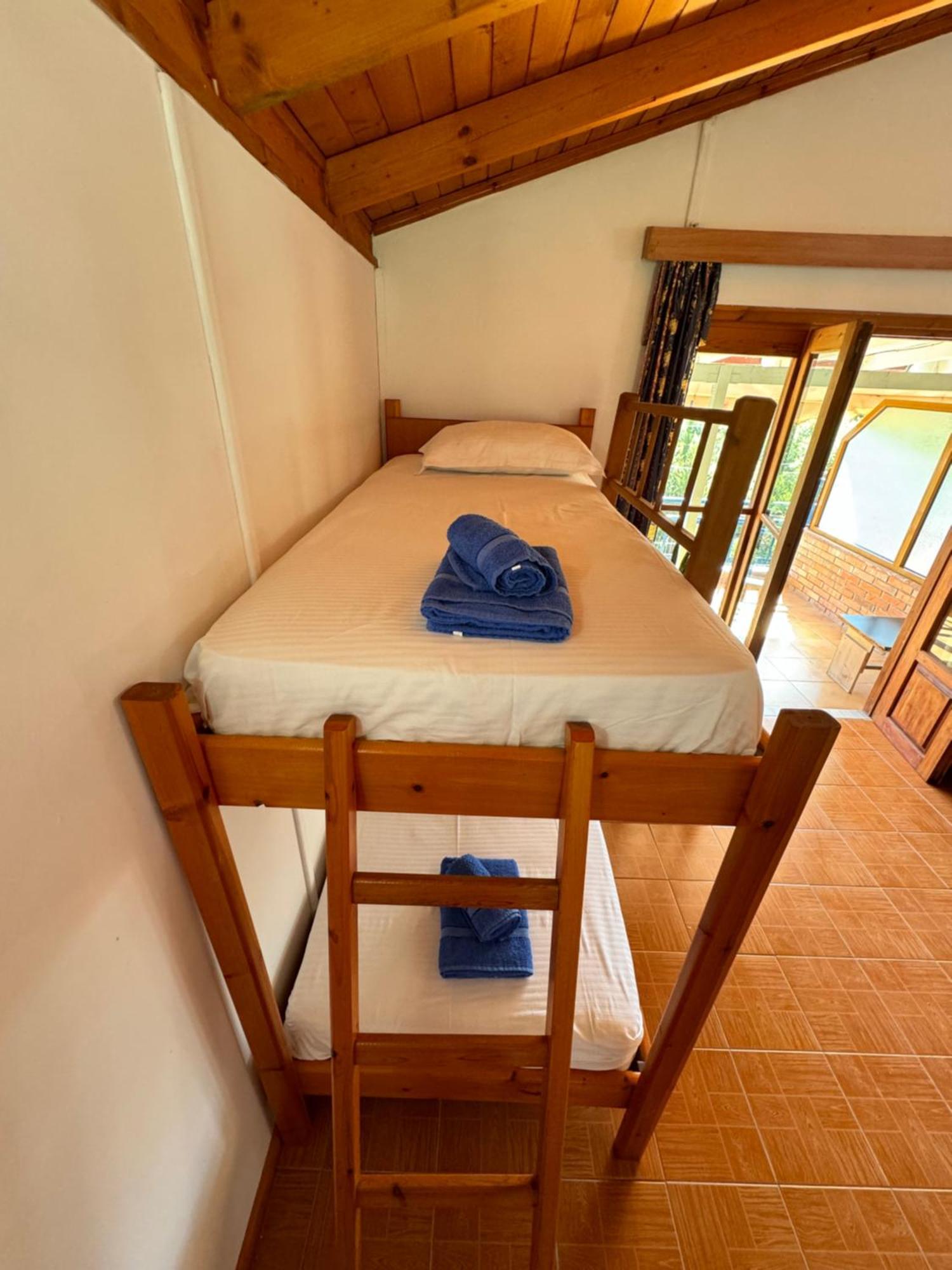 Guesthouse Rondo Химара Экстерьер фото