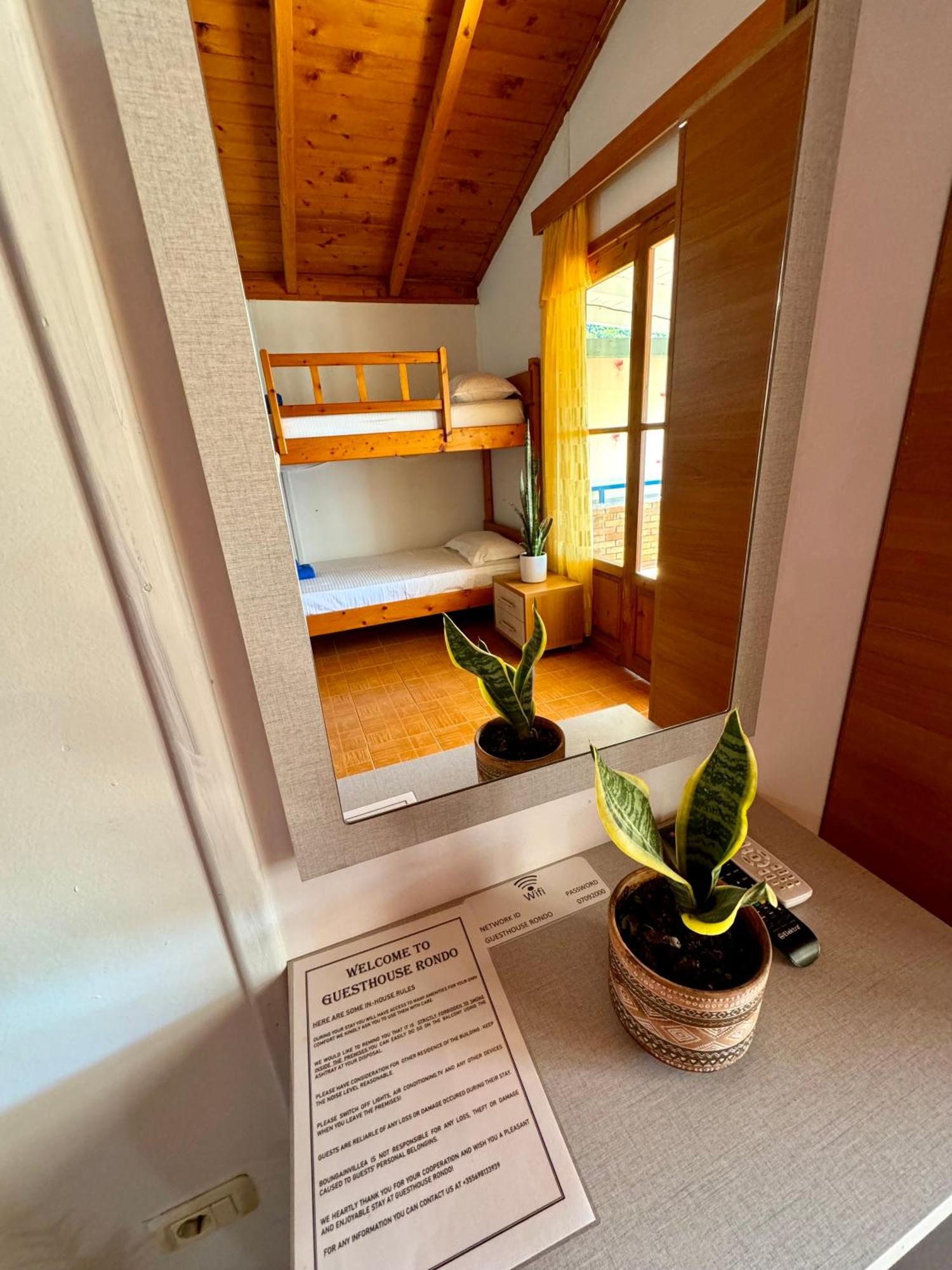 Guesthouse Rondo Химара Экстерьер фото