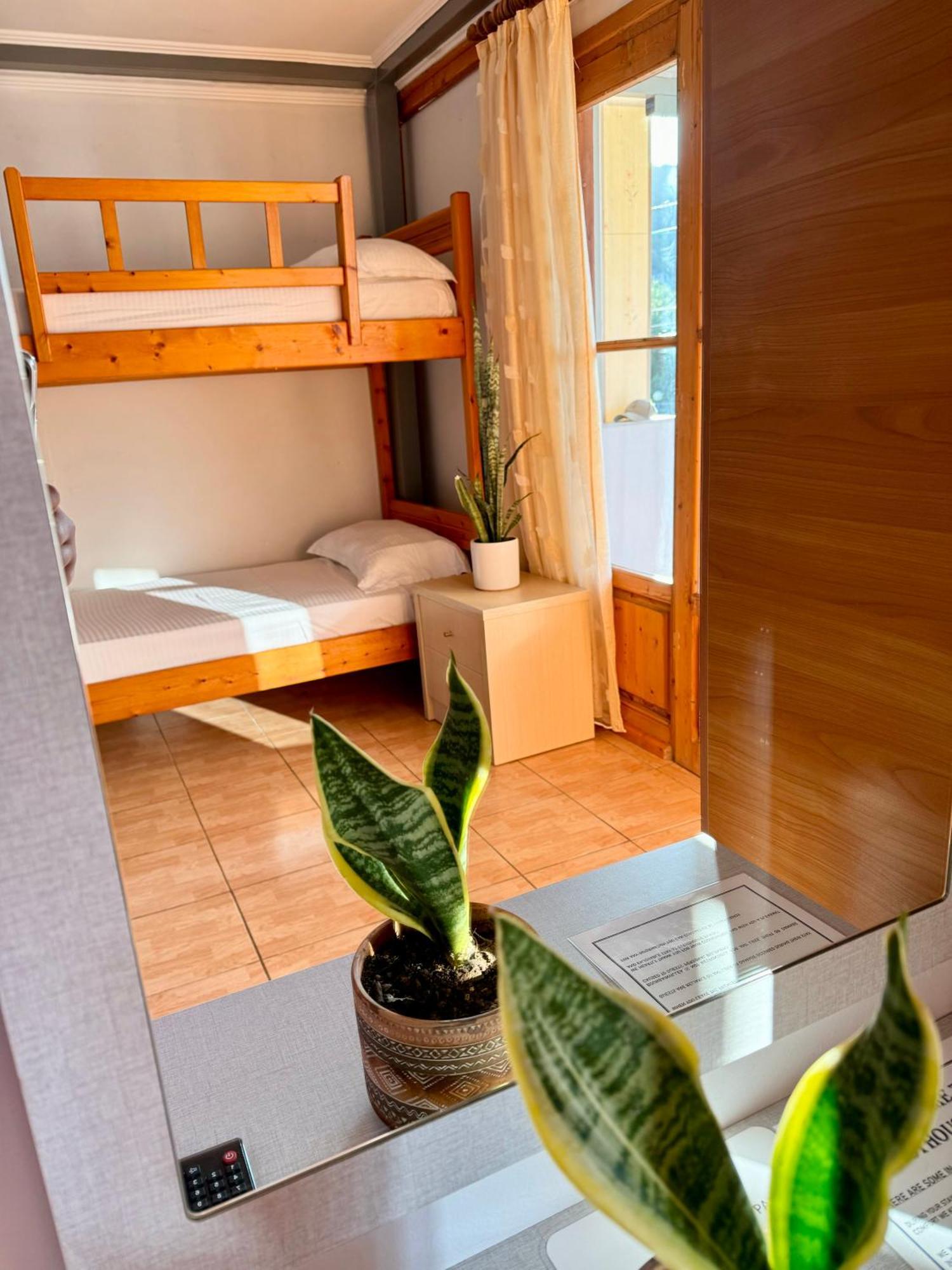 Guesthouse Rondo Химара Экстерьер фото