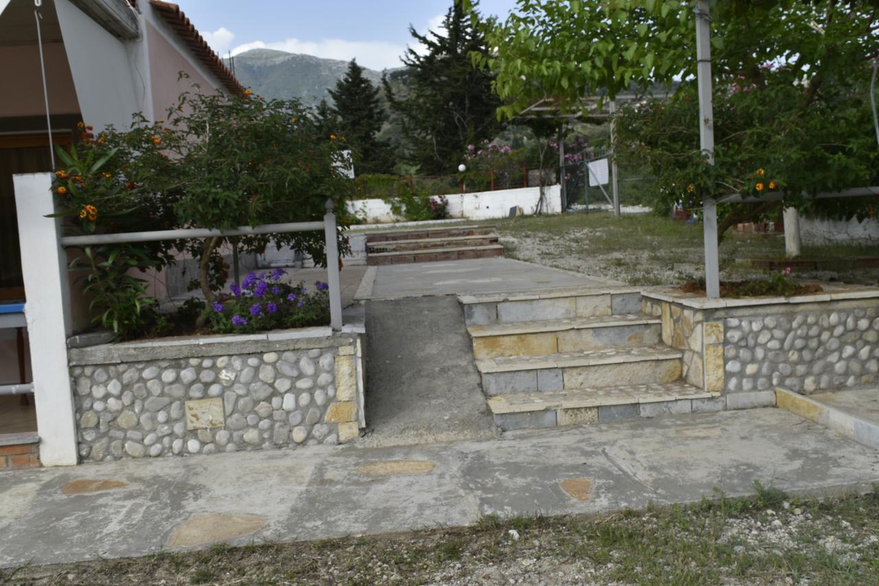 Guesthouse Rondo Химара Экстерьер фото
